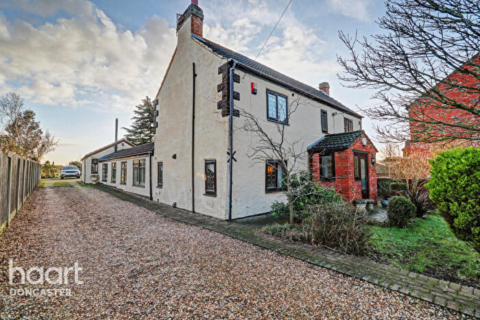 4 Bedroom Detached House For Sale In High Street, Wroot, Doncaster, DN9