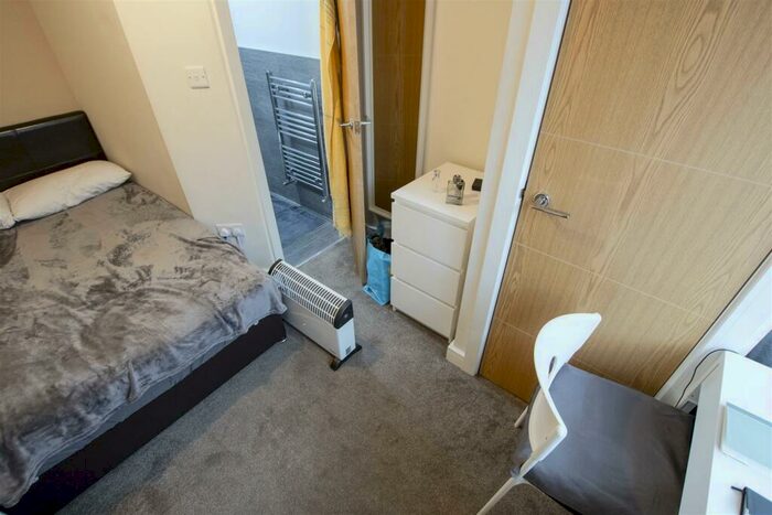 6 Bedroom House To Rent In George Road, Selly Oak, Birmingham, B29