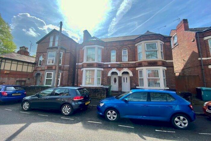 7 Bedroom Property To Rent In Sherwin Road, Nottingham, NG7