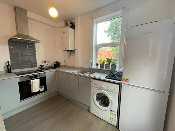 4 Bedroom House To Rent In Hardwick Grove, West Bridgford, NG2