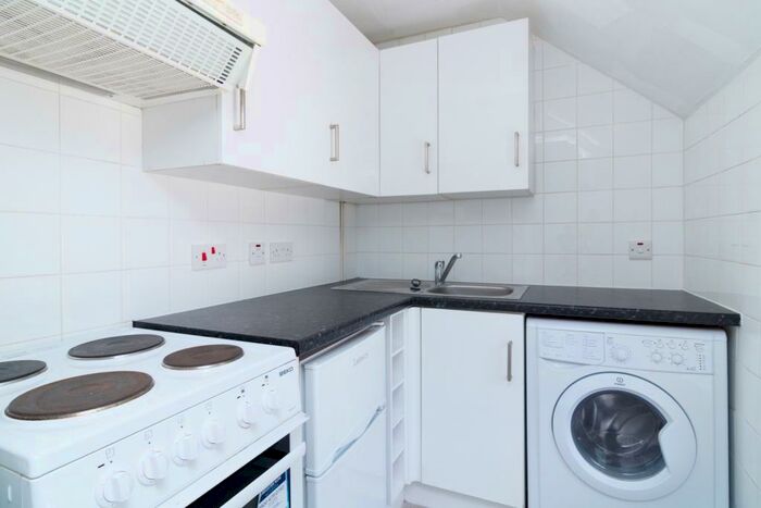 1 Bedroom Apartment To Rent In Union Street, Maidstone, ME14