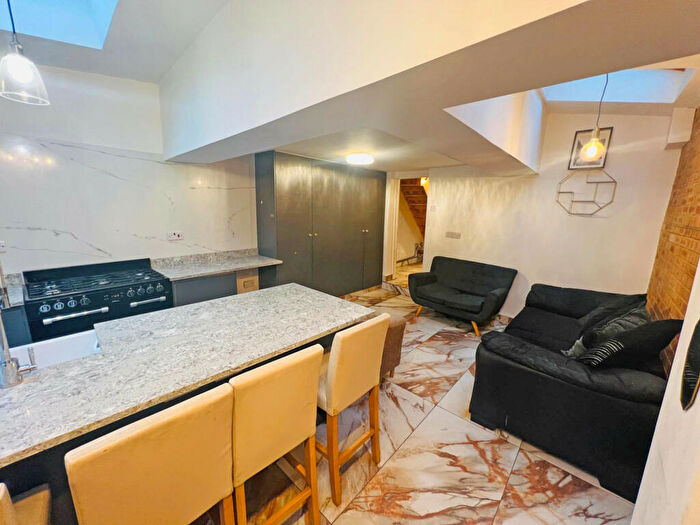 5 Bedroom Terraced House To Rent In Lindley Road, London, E10