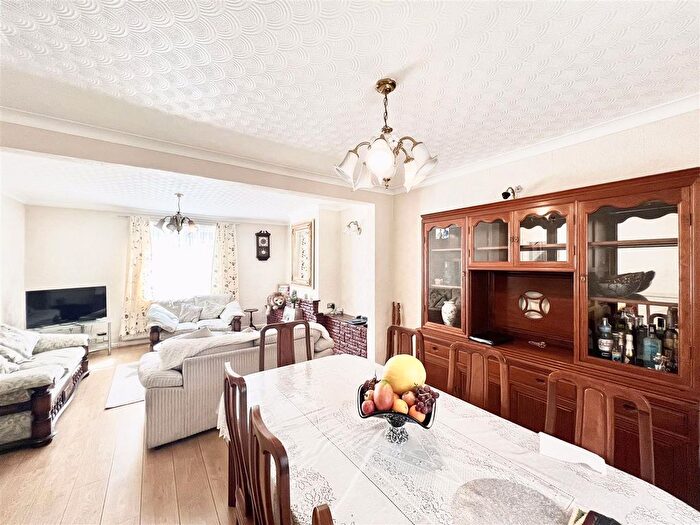 3 Bedroom Terraced House To Rent In South Countess Road, London, E17