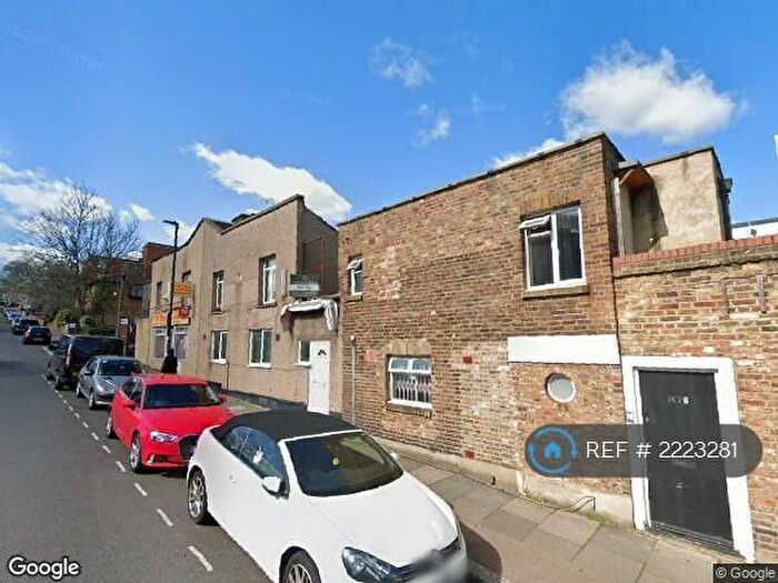 2 Bedroom Maisonette To Rent In Lansdowne Hill, West Norwood, SE27