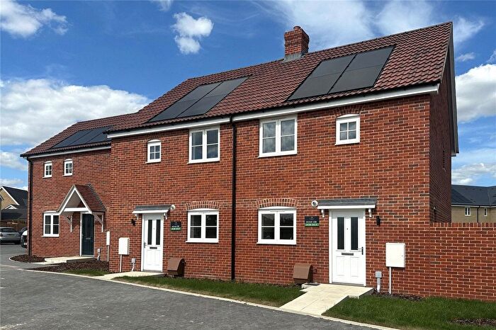 2 Bedroom Terraced House For Sale In London Road, Beccles, Suffolk, NR34