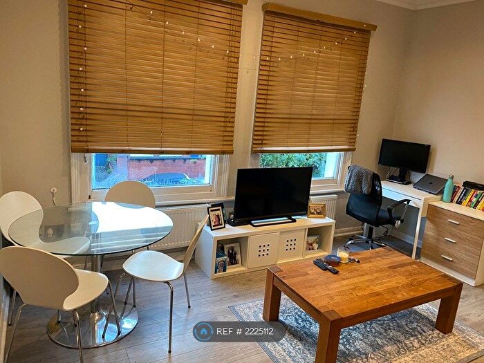 1 Bedroom Flat To Rent In London, London, SW17