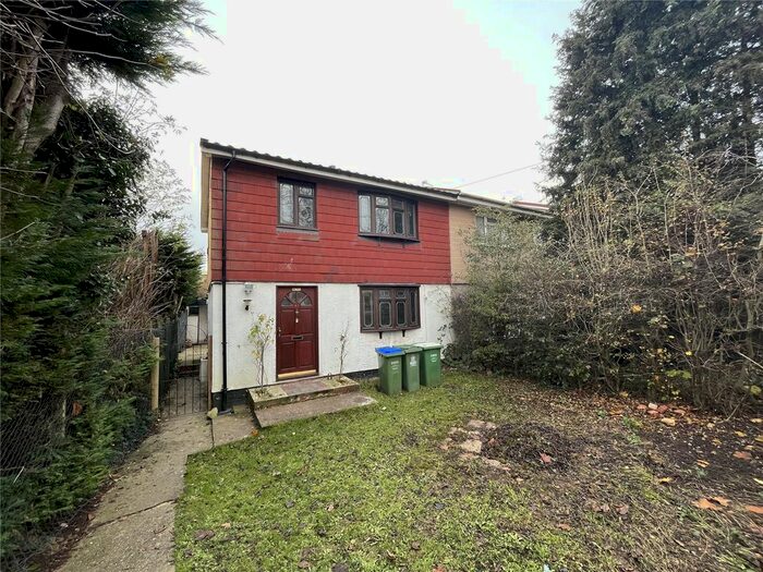 3 Bedroom End Of Terrace House To Rent In Halcot Avenue, Bexleyheath, DA6