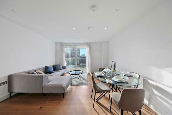 2 Bedroom Apartment To Rent In Mawes House, SE17
