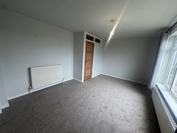 3 Bedroom Town House To Rent In Woodview, Cotgrave, Nottingham, NG12