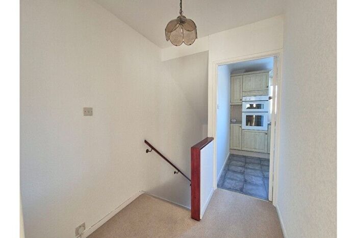 2 Bedroom Property To Rent In Magdalen Court, Thanet, Broadstairs, CT10