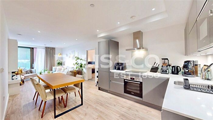 2 Bedroom Flat For Sale In Bakery Walk, Greenford, UB6