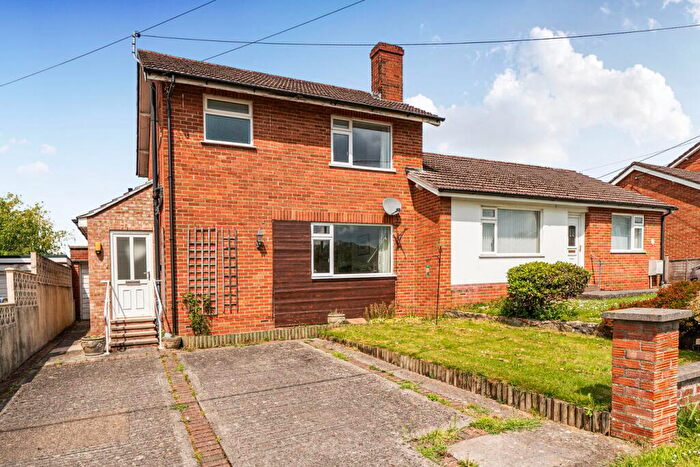 3 Bedroom Semi-Detached House For Sale In Hooper Avenue, Wells, BA5