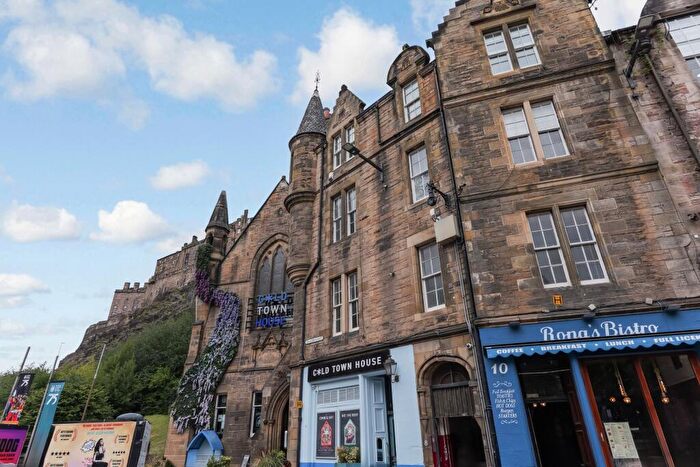 2 Bedroom Flat For Sale In () Grassmarket, City Centre, Edinburgh, F1