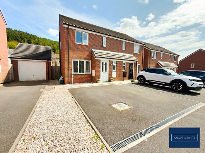 3 Bedroom Semi-Detached House For Sale In Ffordd Y Glowyr, Mountain Ash, CF45