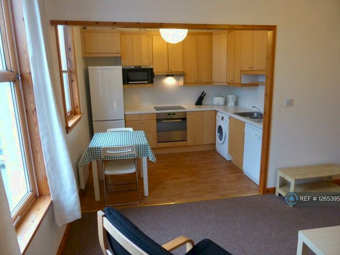 2 Bedroom Flat To Rent In (Off King Street), Aberdeen, AB24