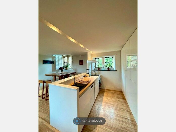 2 Bedroom Flat To Rent In John Archer Way, London, SW18