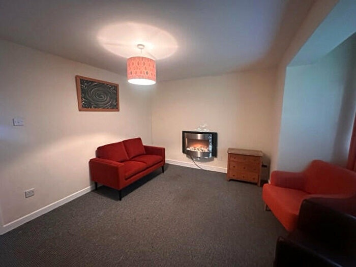 1 Bedroom Flat To Rent In Dunkeld Drive, Hull, Yorkshire, HU6