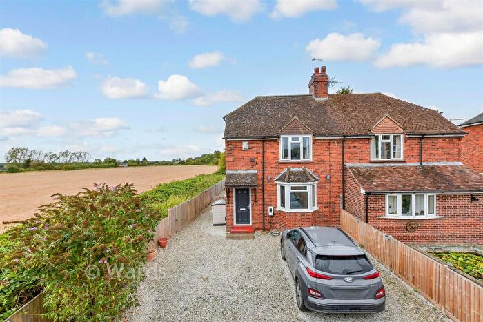 3 Bedroom Semi-Detached House For Sale In Sweechgate, Broad Oak, Canterbury, Kent, CT2
