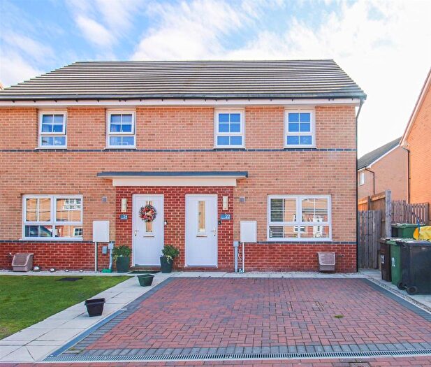 3 Bedroom Property For Sale In St. Michaels Drive, East Ardsley, Wakefield, WF3