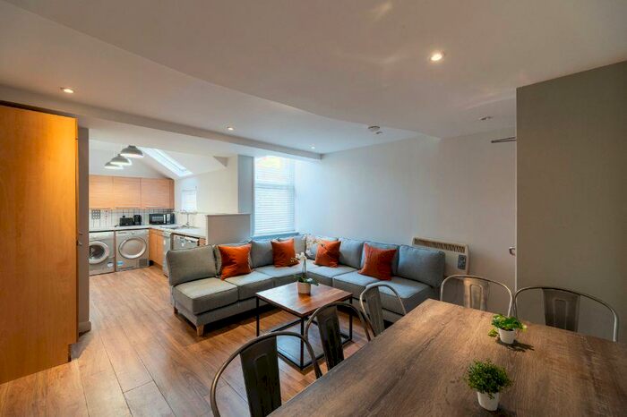 7 Bedroom Terraced House To Rent In Forsyth Road, Newcastle, NE2