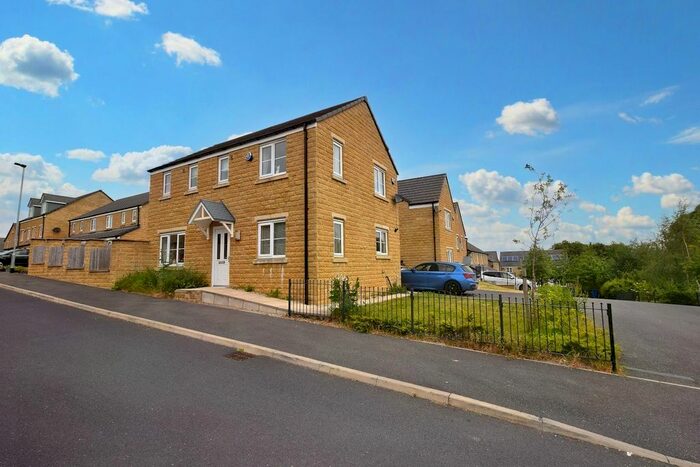3 Bedroom Detached House To Rent In New Chapel Road, Penistone, Sheffield, S36