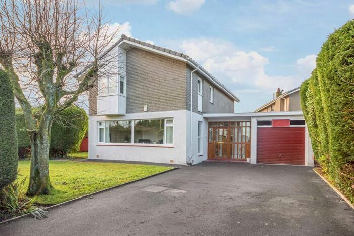 4 Bedroom Detached House For Sale In Milesmark Court, Dunfermline KY12