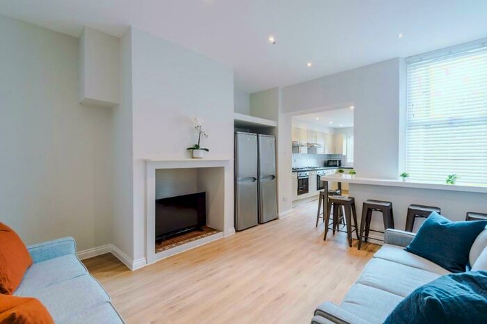 6 Bedroom Terraced House To Rent In (&#;pppw) Fairfield Road, Newcastle Upon Tyne, NE2