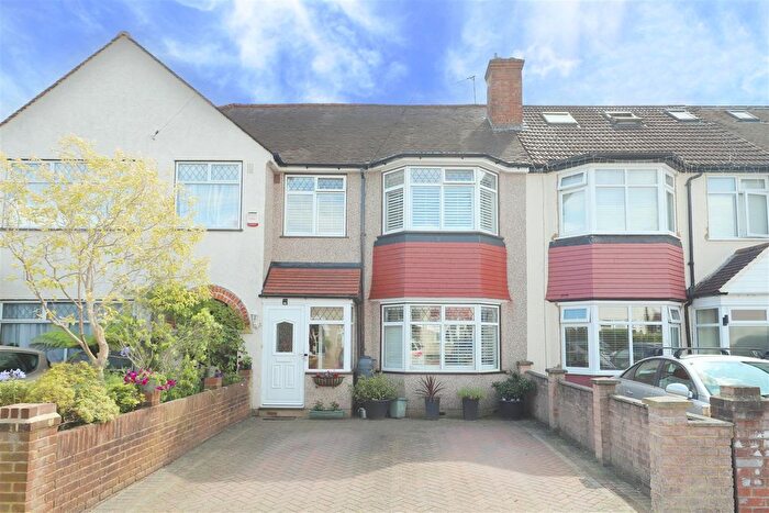 4 Bedroom Terraced House For Sale In Merton Avenue, Hillingdon, UB10