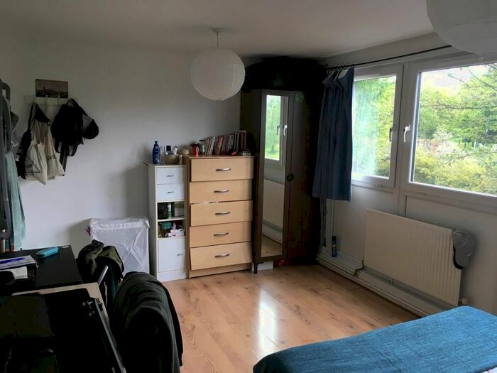 5 Bedroom Flat To Rent In Portia Way, London, E3