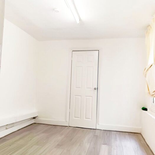Studio To Rent In Tilbury, RM18