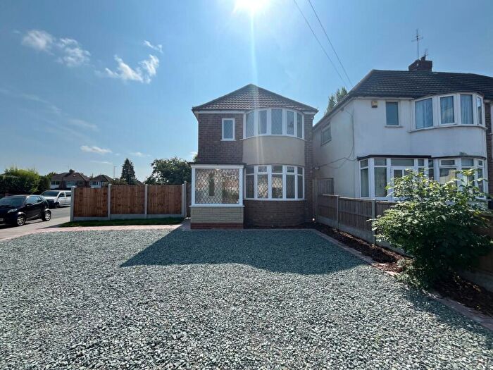 3 Bedroom Detached House To Rent In Stanville Road, Birmingham, West Midlands, B26