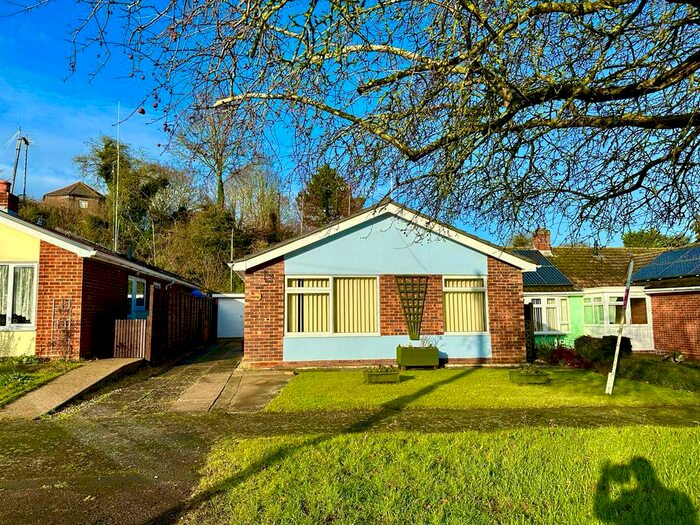 3 Bedroom Detached Bungalow For Sale In Bush Grove, Sudbury, CO10