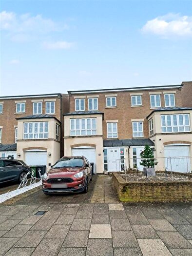 4 Bedroom Semi Detached House For Sale In Park View, Corby, NN17