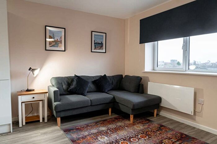 1 Bedroom Flat To Rent In City Of Salford, M5