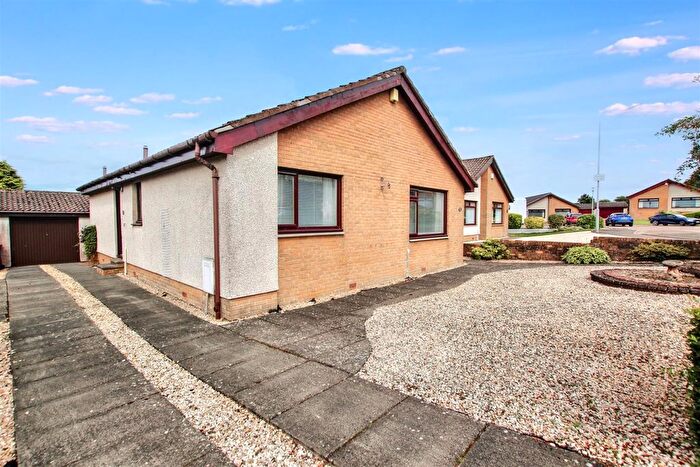 3 Bedroom Bungalow For Sale In Lythgow Way, Lanark, ML11