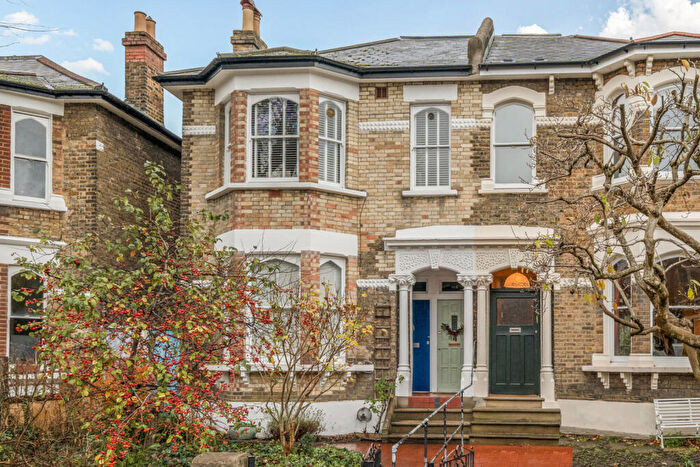 1 Bedroom Apartment For Sale In Breakspears Road, London, SE4