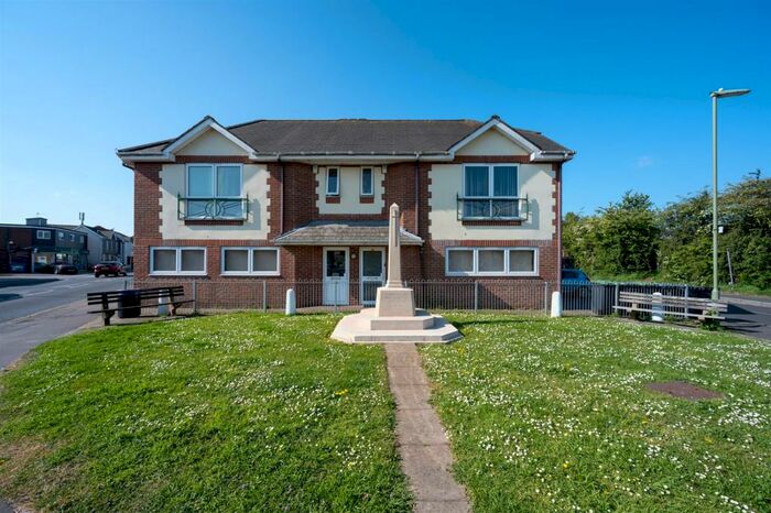 1 Bedroom Flat To Rent In Elm Grove, Hayling Island, PO11