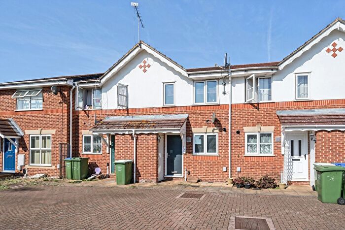 2 Bedroom Terraced House For Sale In Sandpiper Drive, Erith, DA8