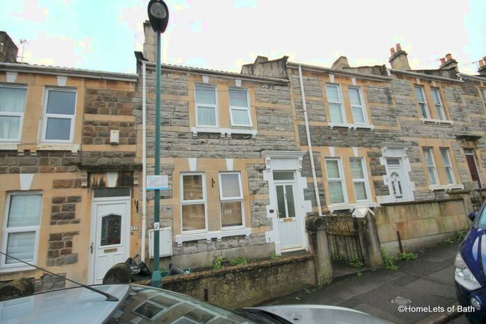 4 Bedroom House To Rent In Mayfield Road, BA2