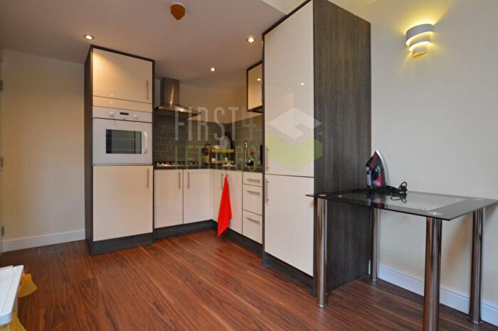 1 Bedroom Flat To Rent In Westbury Road, Clarendon Park, LE2