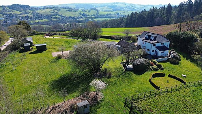 5 Bedroom Detached House For Sale In . Acres Bickleigh, Tiverton, Devon, EX16