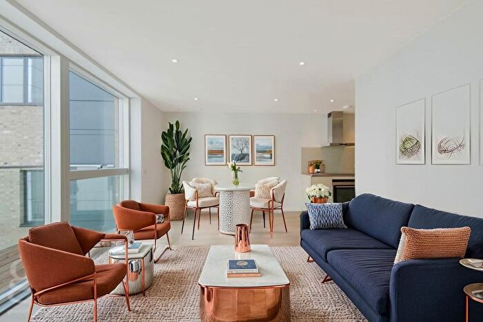 1 Bedroom Flat To Rent In Fouberts Place, London, Greater London, Soho, W1F