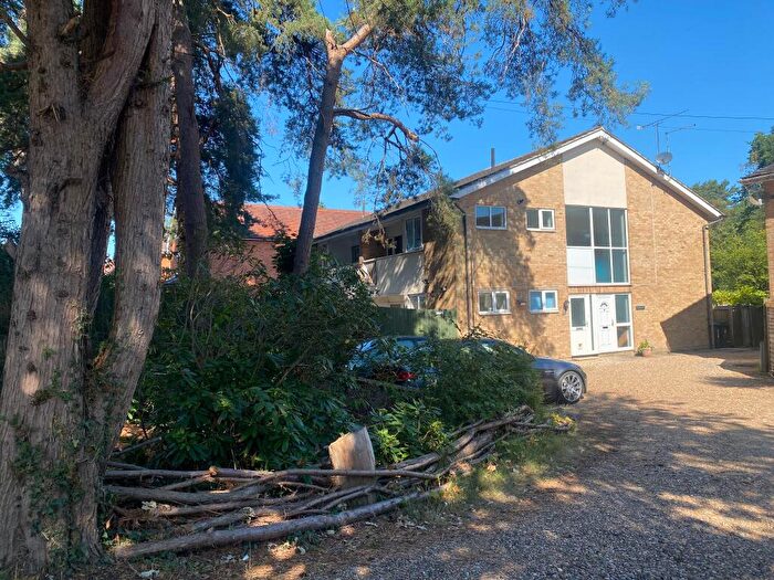 2 Bedroom Maisonette To Rent In Brookwood, Woking, GU24