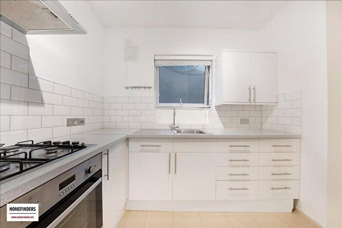 1 Bedroom Apartment To Rent In Radley Square, Dudlington Road, E5