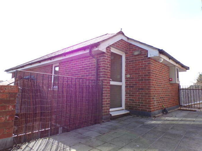 1 Bedroom Property To Rent In Amesbury, Salisbury, SP4