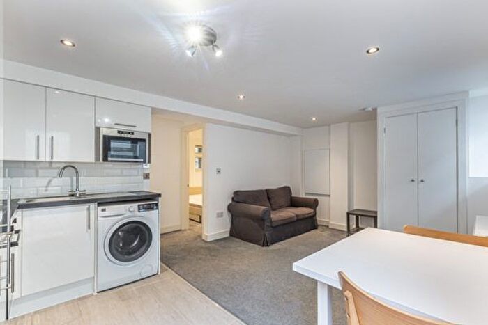 1 Bedroom Flat To Rent In Burrows Mews, London, SE1