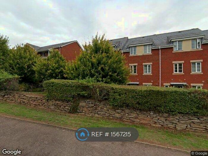 4 Bedroom End Of Terrace House To Rent In Russell Walk, Exeter, EX2