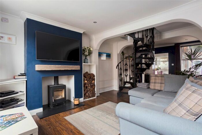 2 Bedroom Terraced House To Rent In Stanley Road, Knutsford, Cheshire, WA16