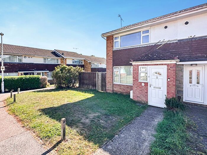 2 Bedroom End Of Terrace House To Rent In Norwood Walk, Sittingbourne, Kent, ME10