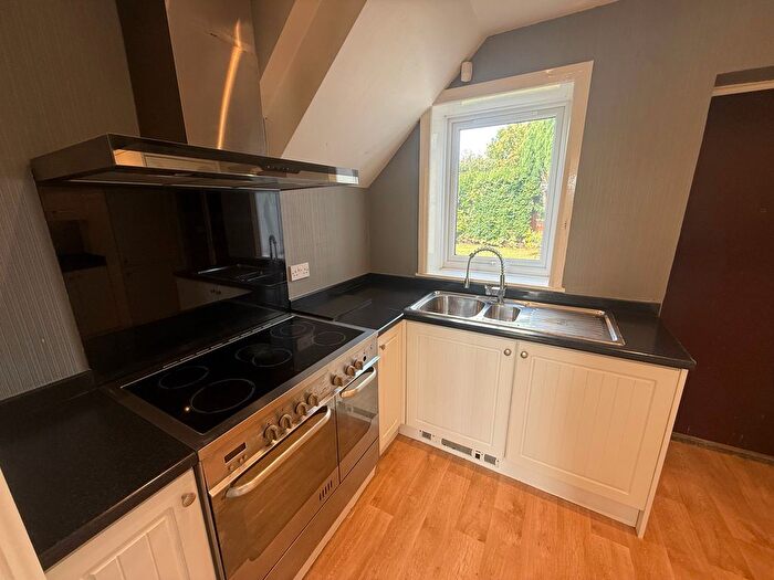 4 Bedroom Semi-Detached House To Rent In Moorlands, Scholes, Holmfirth, HD9